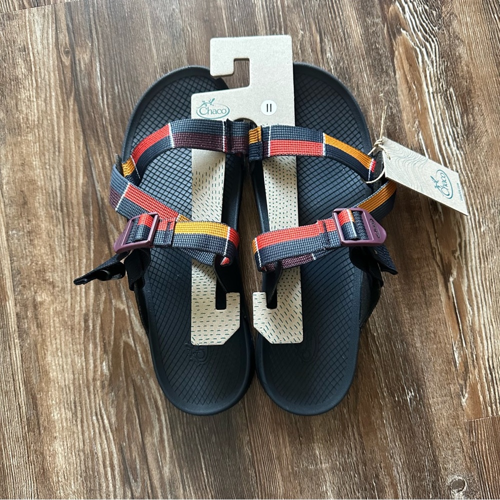 NWT! Women’s Chaco Lowdown Sandal Blocoum Red Size 11